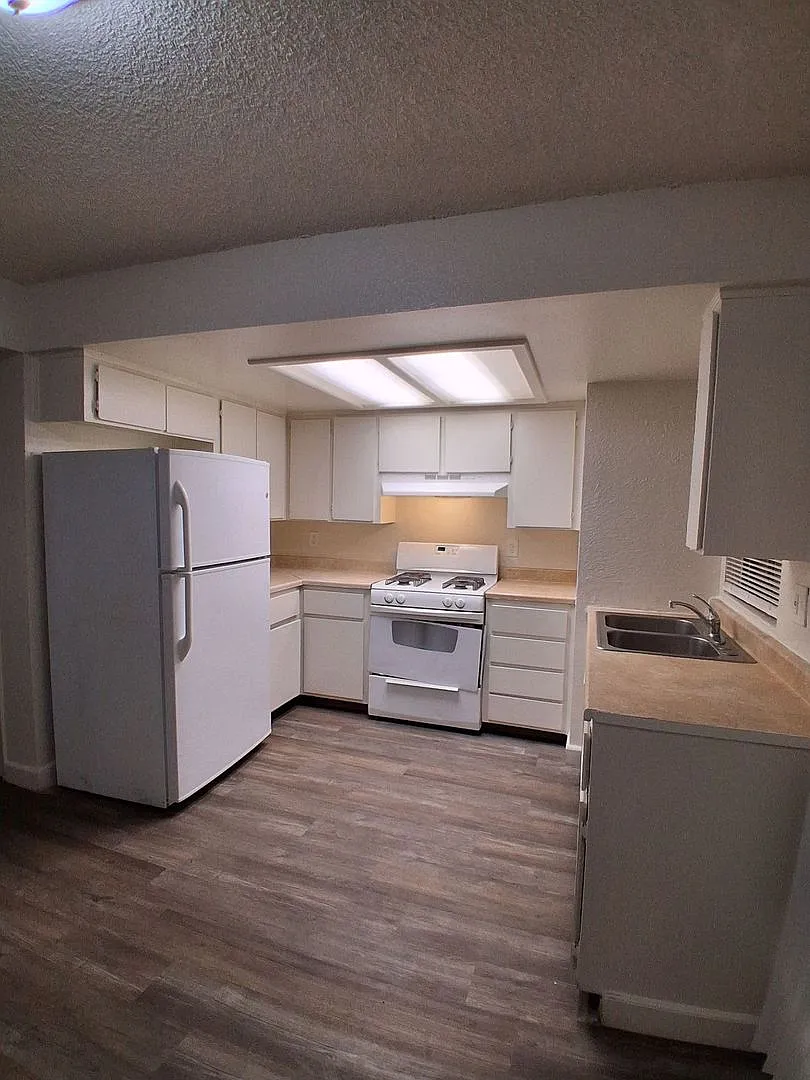 4841 E. Lane Ave. — Photo 1