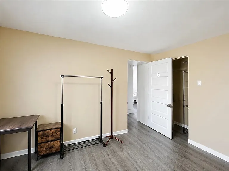 5846 Bartlett St #2 — Photo 8