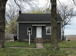 43 Probasco St, Casnovia, MI 49318