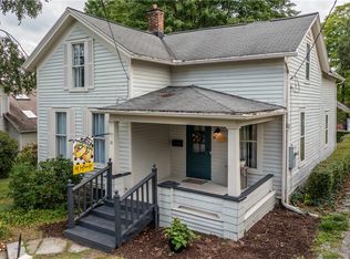 38 Chambers Ave, Greenville, PA
