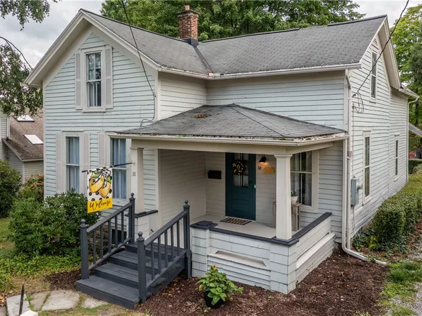 38 Chambers Ave, Greenville, PA 16125