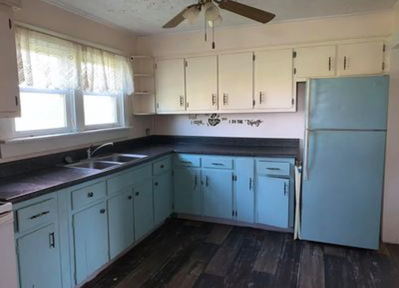 2 bed, 918 sqft, $1,100 — Photo 3