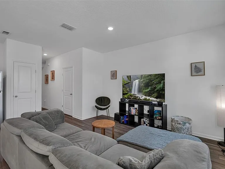 6359 Kay Morgan Ln — Photo 6