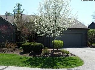 162 N Pintail Dr, Auburn Township, OH 44023