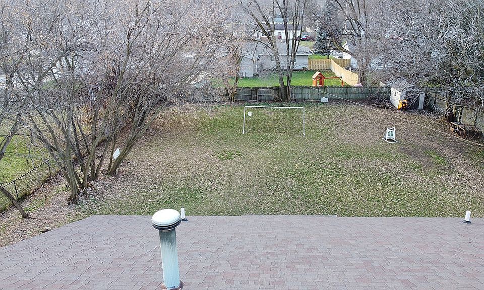 2nd image of 2154 Rosewood St