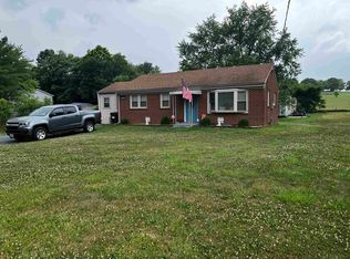 853 Old White Hill Rd, Stuarts Draft, VA 24477