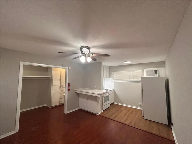 8803 Timberside Dr #4 — Photo 4
