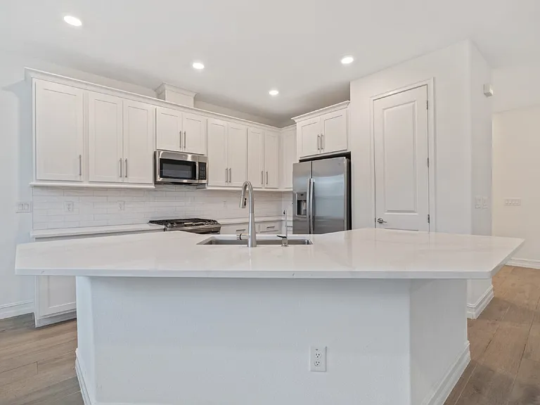 5103 San Martino Dr — Photo 9