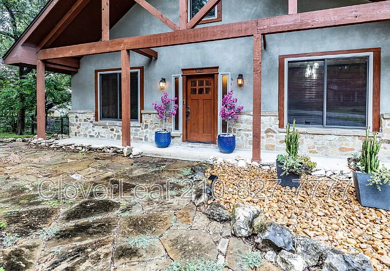 1025 Flaming Oak Dr — Photo 5