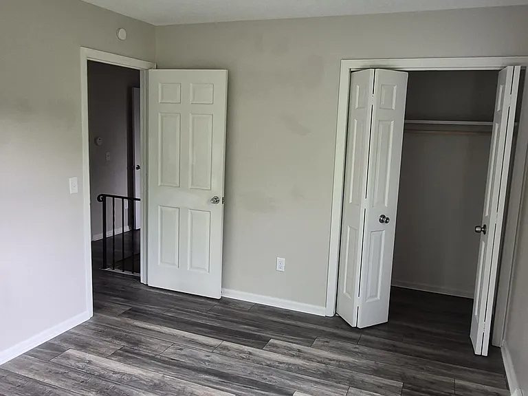 5739 Cresthaven Ln — Photo 16