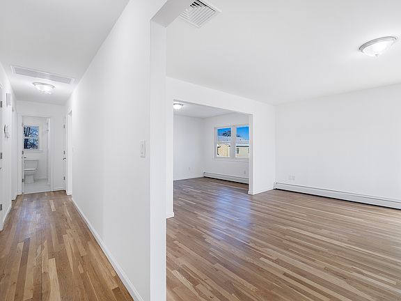 3rd image of 33 E Joseph St Floor 2