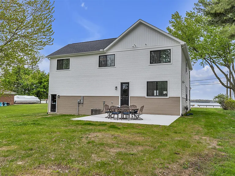 5264 Cooley Lake Rd — Photo 54