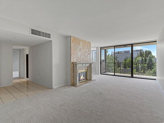 3rd image of 241 N Vine St W #206E