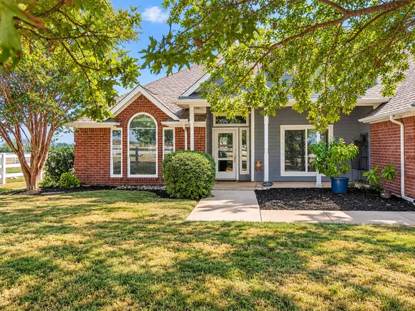 621 Old Stoney Ct, Ponder, TX 76259