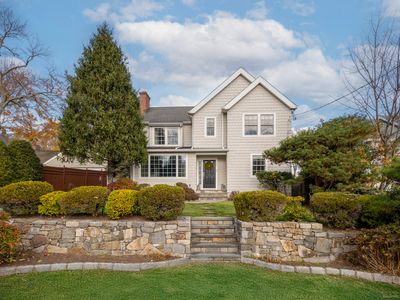 77 Maple Street, Darien, CT, 06820
