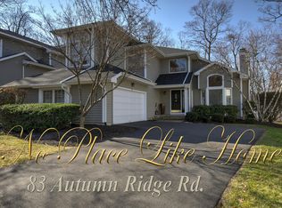 83 Autumn Ridge Rd, Bedminster, NJ 07921