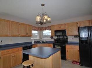1636 Bermuda Dr, Festus, MO 63028