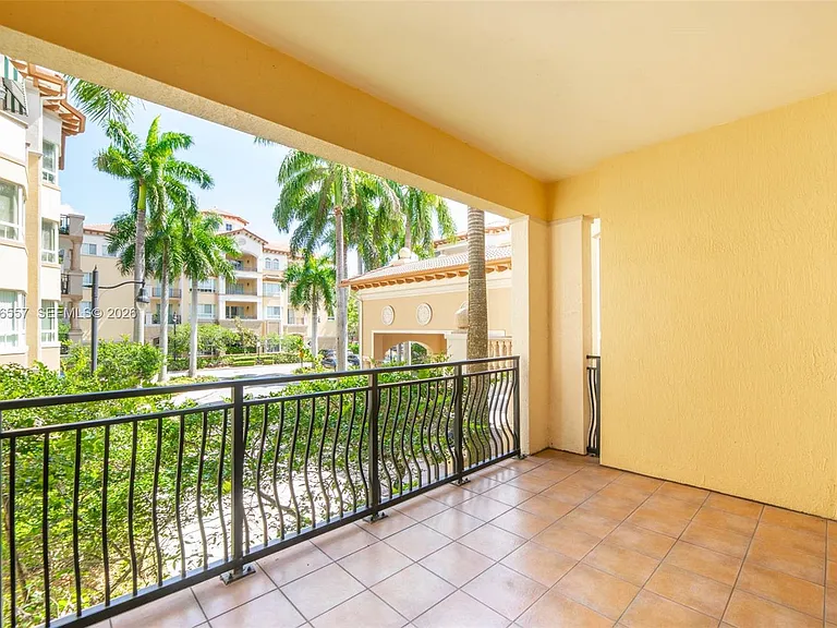 16101 Emerald Estates Dr #250 — Photo 39