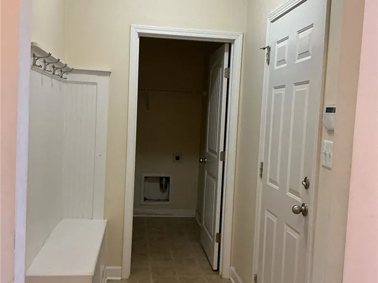 825 Ronald Reagan Dr — Photo 23