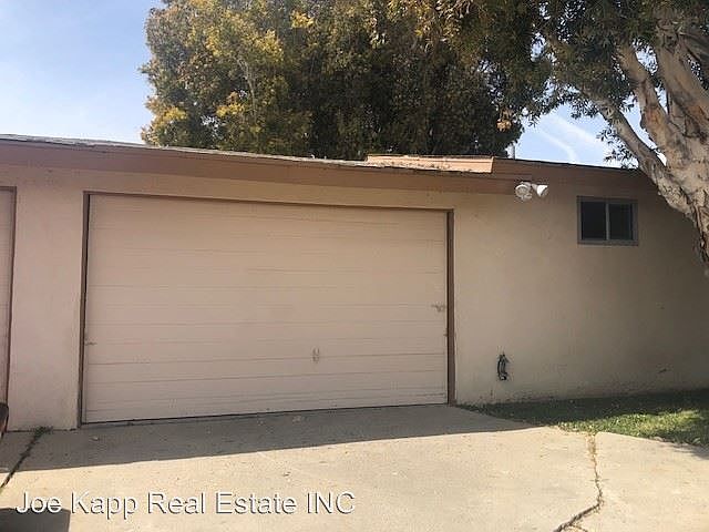 2nd image of 5951 Moon Dr