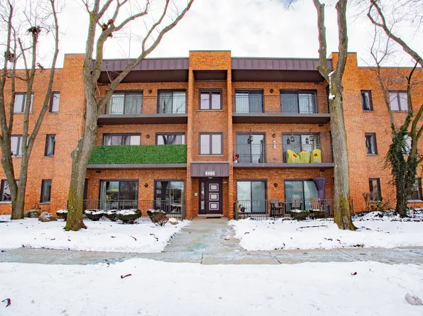 8465 W Lawrence Ave APT 1A, Chicago, IL 60656