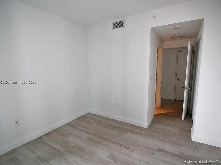55 SW 9th St #1208 — Photo 9