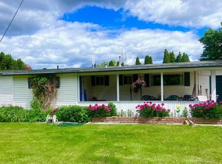 6288 Meadowland Cres N, Kamloops, BC V2C5J1