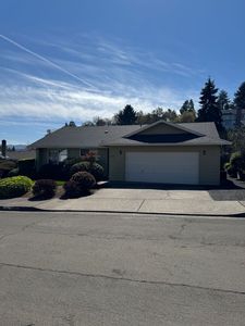 2245 NW Cabrillo Ct, Roseburg, OR, 97471
