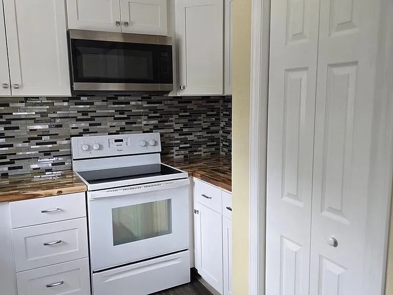 6255 W Jarovi Ct — Photo 6