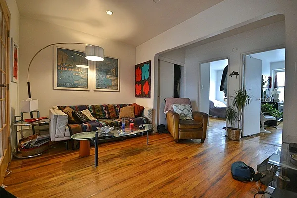 Rented by Bold New York | media 20