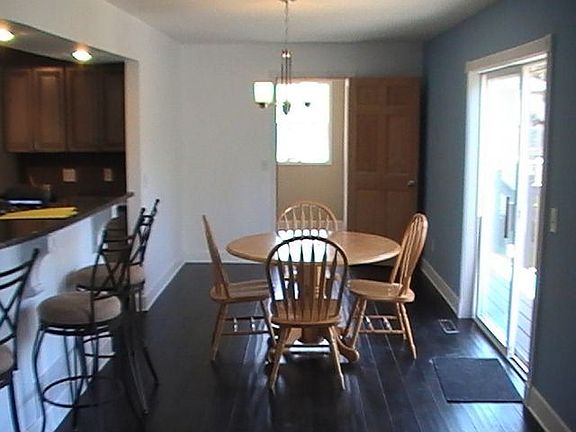 5th image of 14397 Dawson Ct
