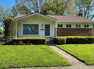 30376 W Chicago St, Livonia, MI 48150