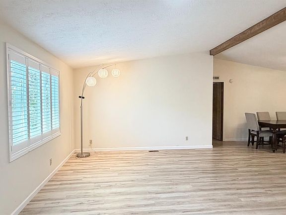 2nd image of 41 Hancock Dr
