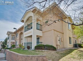 3040 Mandalay Grv UNIT 9, Colorado Springs, CO 80917