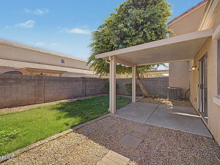 7027 W Lincoln St — Photo 28