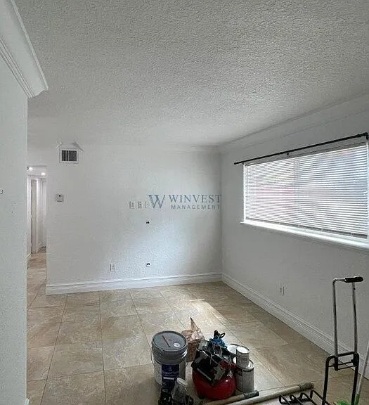 150 SW 10th St #2 — Photo 13