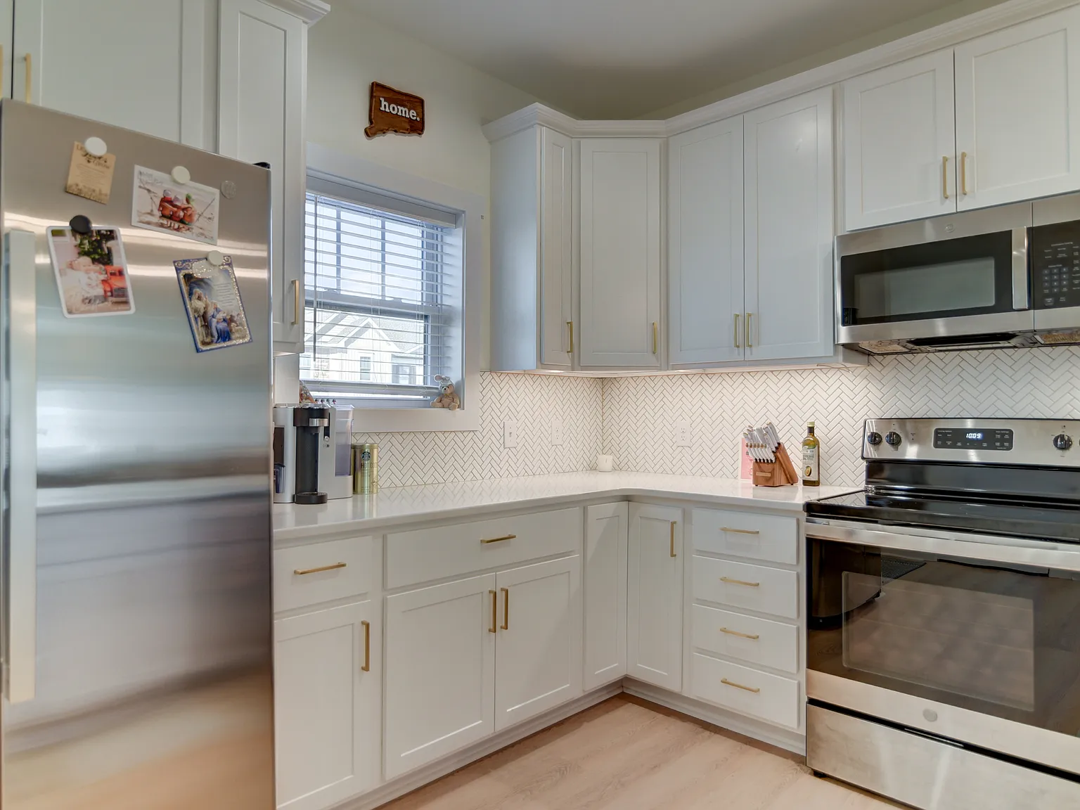 3 bed, 1600 sqft, $2,200 — Photo 4