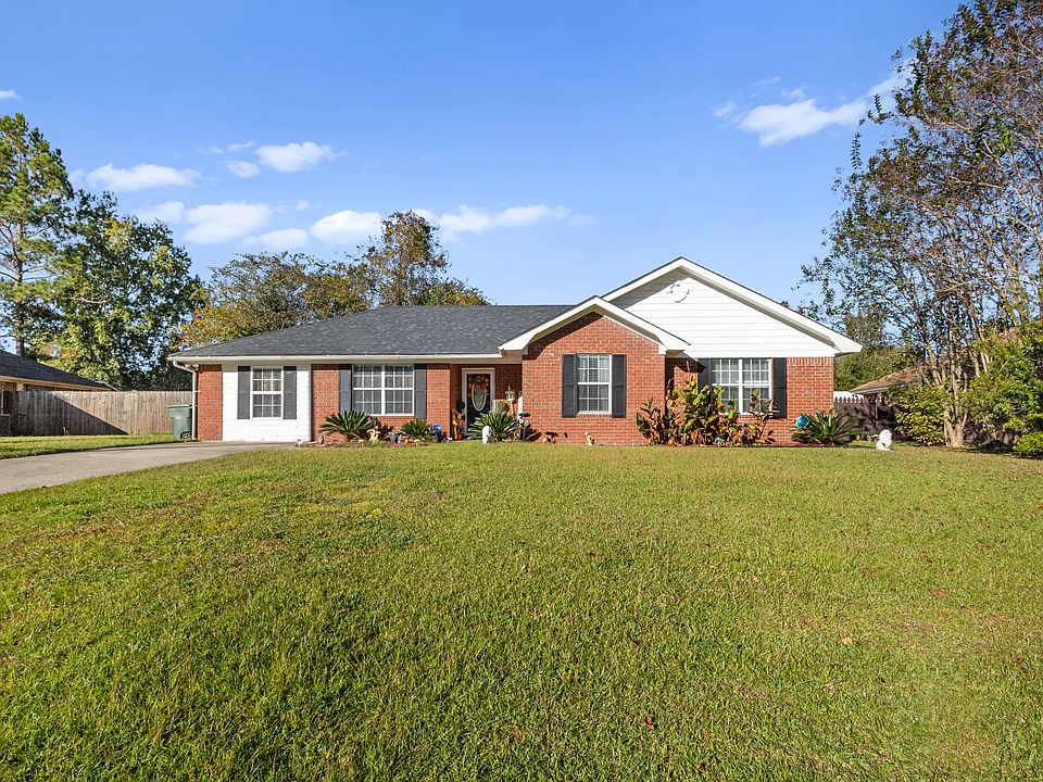 1st image of 806 Hod Ln