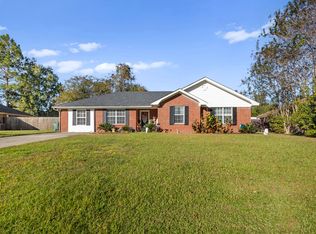 806 Hod Ln, Hinesville, GA 31313