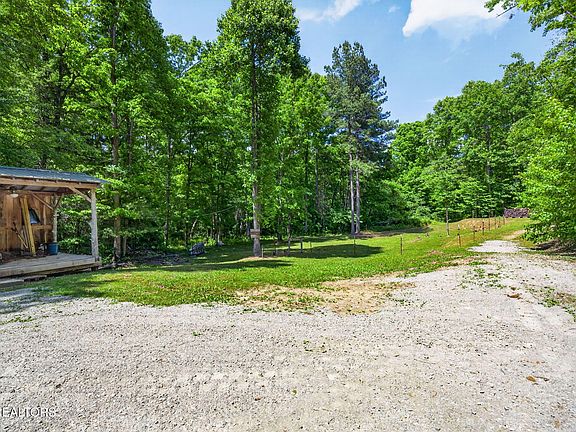 10th image of 4912 Honey Creek Loop Rd