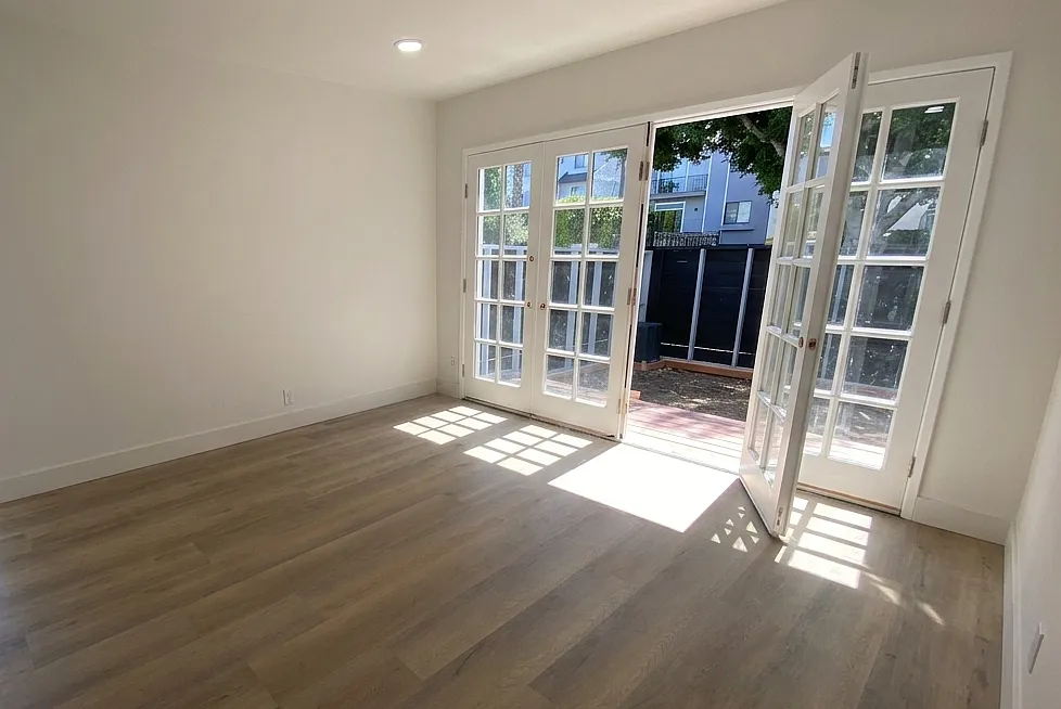 2 bed, 850 sqft, $2,895 — Photo 3