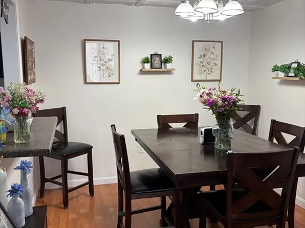1 Marc Dr APT 1A10, Plymouth, MA 02360