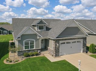 14652 Greystone Dr, Dyer, IN 46311