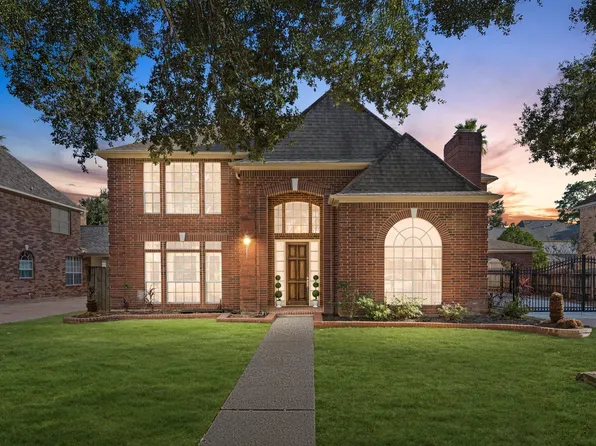 3303 Amber Forest Dr, Houston, TX 77068