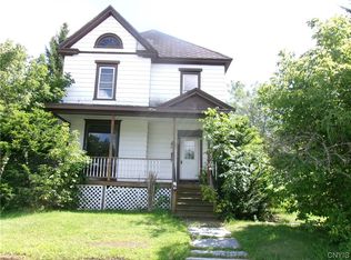 28 Sterling St, Gouverneur, NY 13642