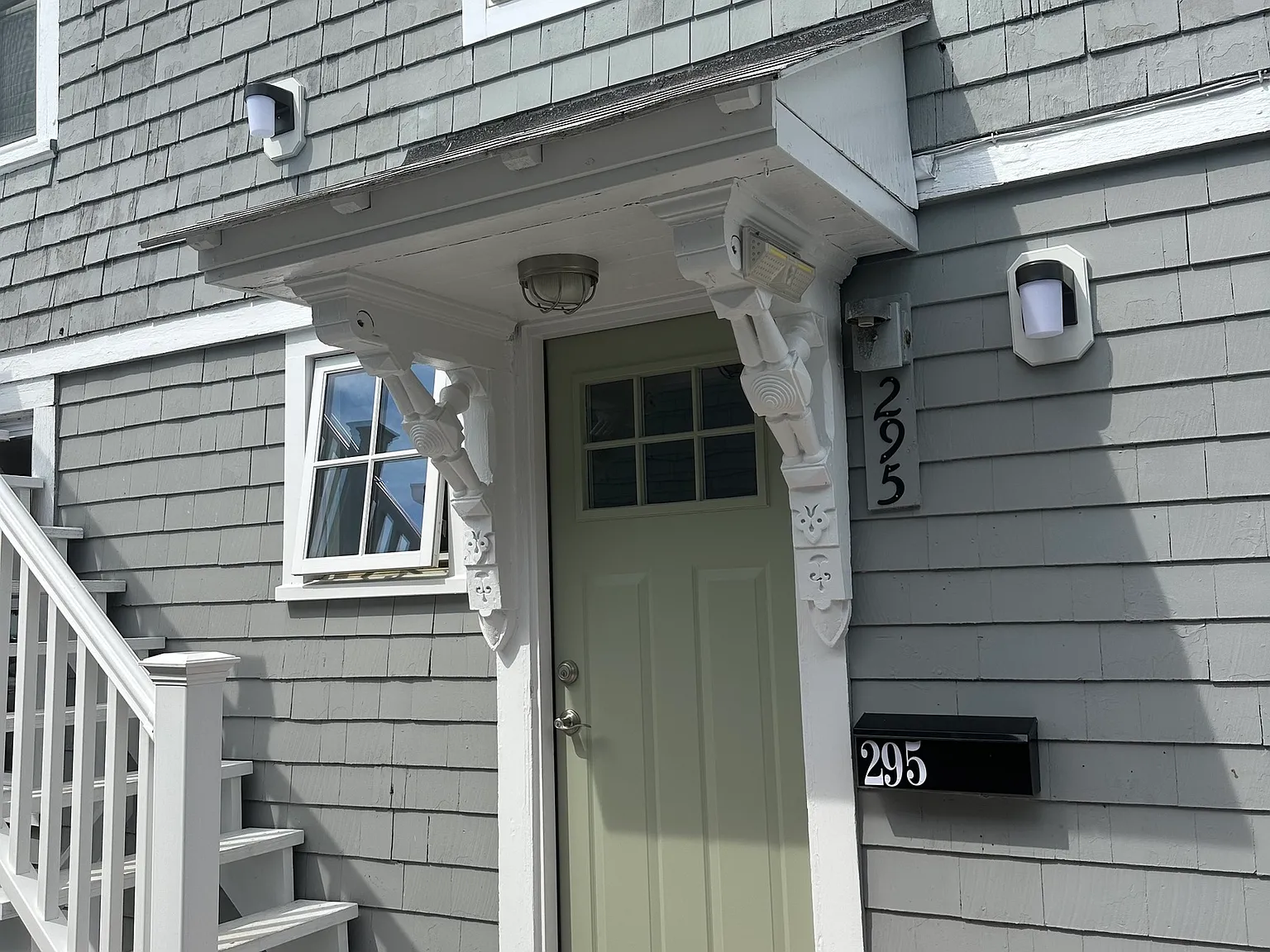 1 bed, 1.0 bath, 750 sqft, $1,875 — Photo 1