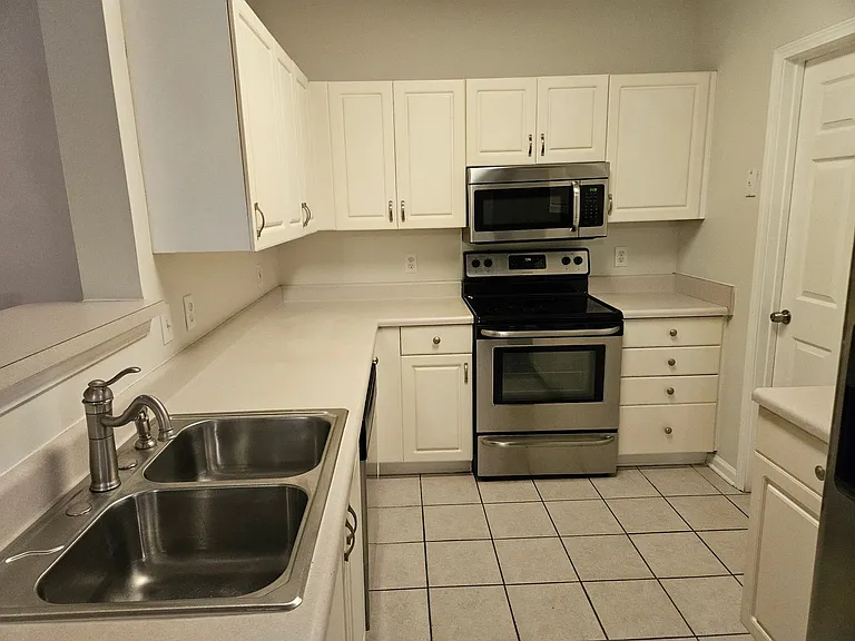 510 Spring Heights Ln SE — Photo 6