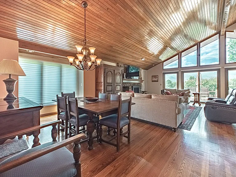 3570 Camels Ridge Ln — Photo 20
