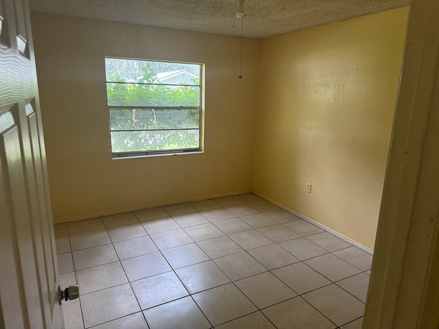 2 bed, $800 — Photo 4