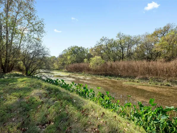 2004 Caldwell Ln, Del Valle, TX 78617